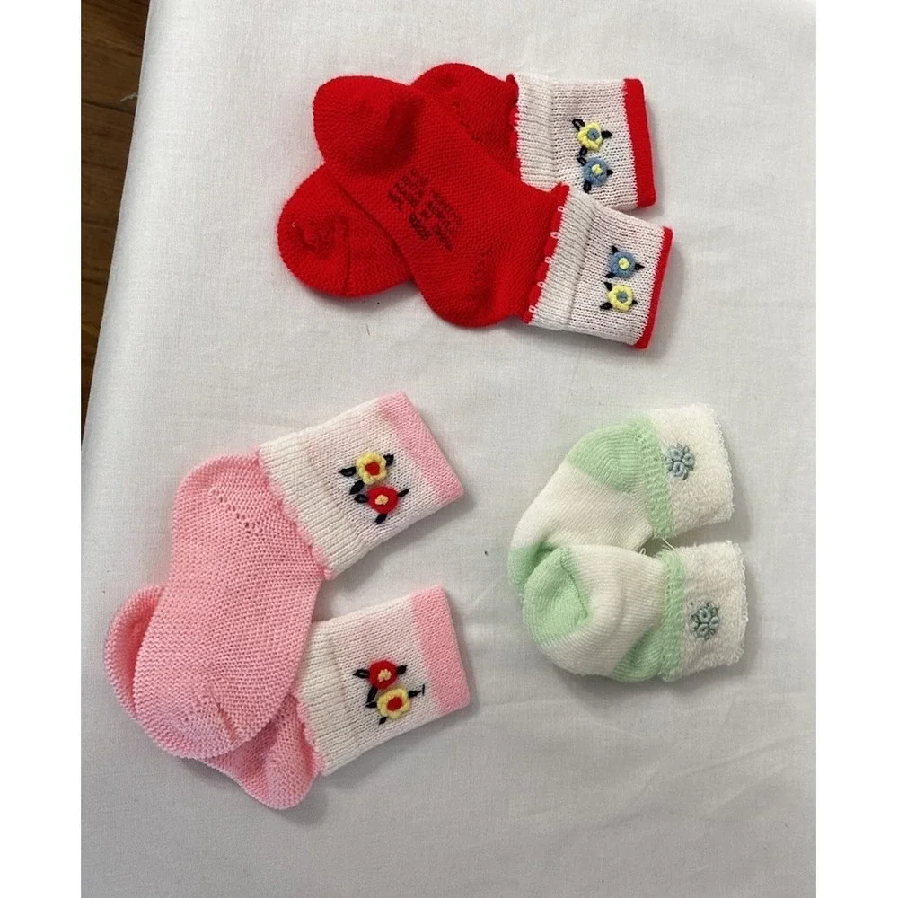 NWOT Lot of 3 Vintage Girls Doll Socks Pink Green Red